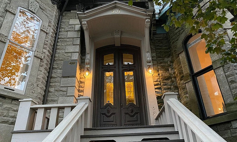 $2,950,000 - Townhou...