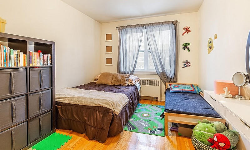 380 Maplewood- 1 Bed...