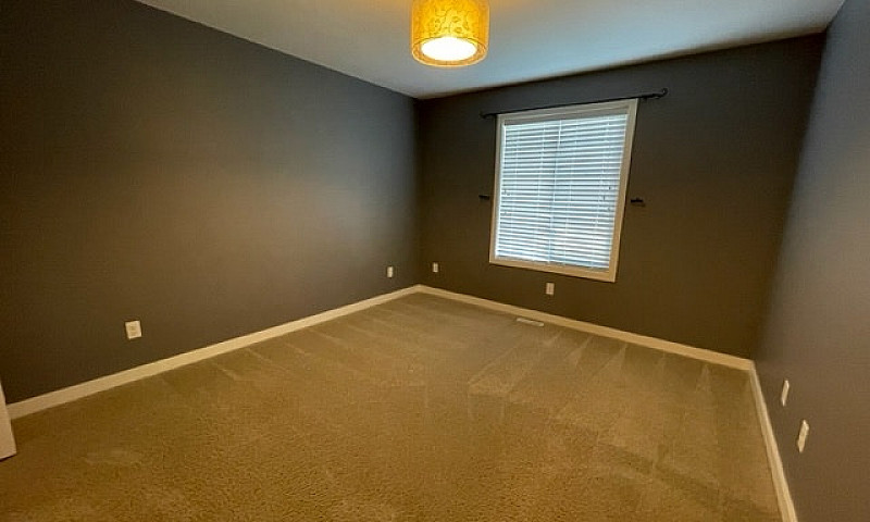 2 Bed Townhouse In W...