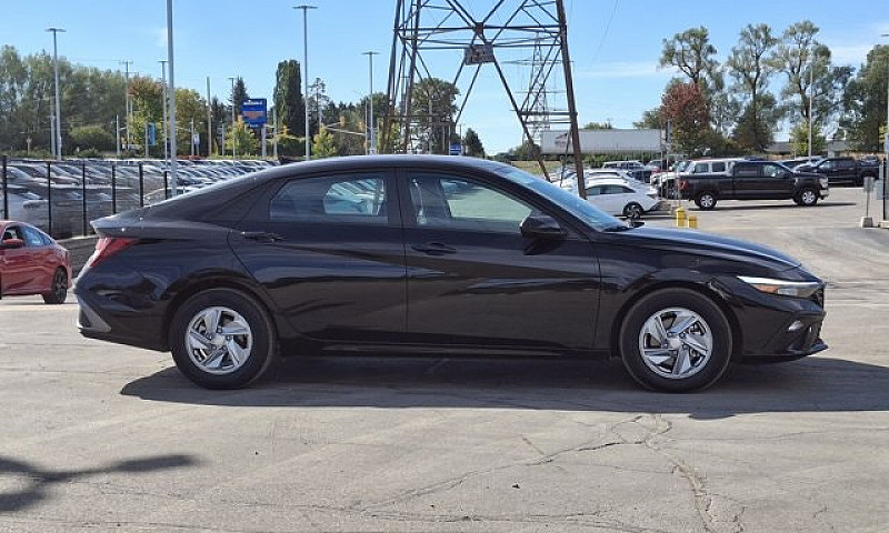 2026 Hyundai Elantra...