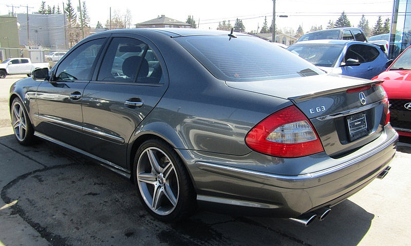 2007 Mercedes-Benz E...