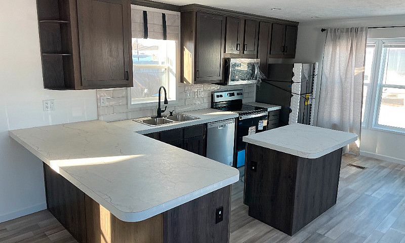 Tiny Homes And Garde...