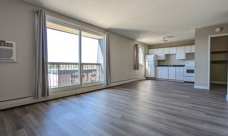 Northeast Regina Apa...