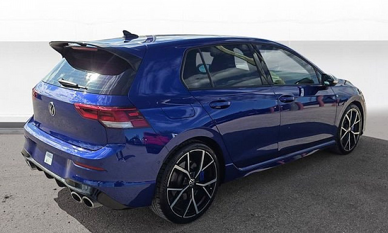 2024 Volkswagen Golf...
