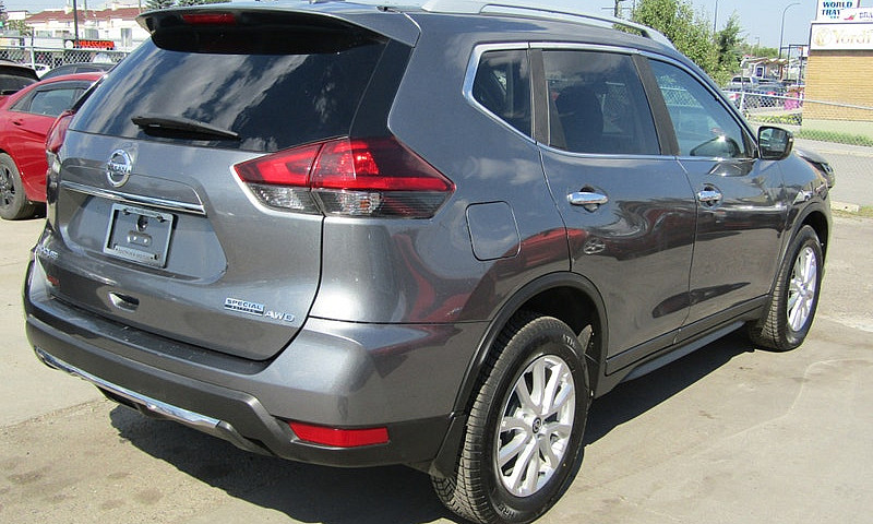 2020 Nissan Rogue Aw...