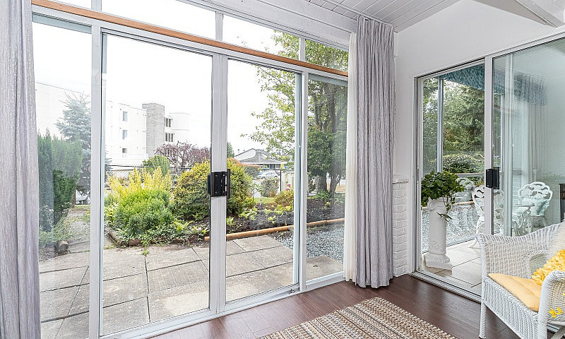 Beautiful 1 Bed 1 Ba...