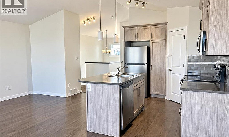303 Coalbanks Boulev...