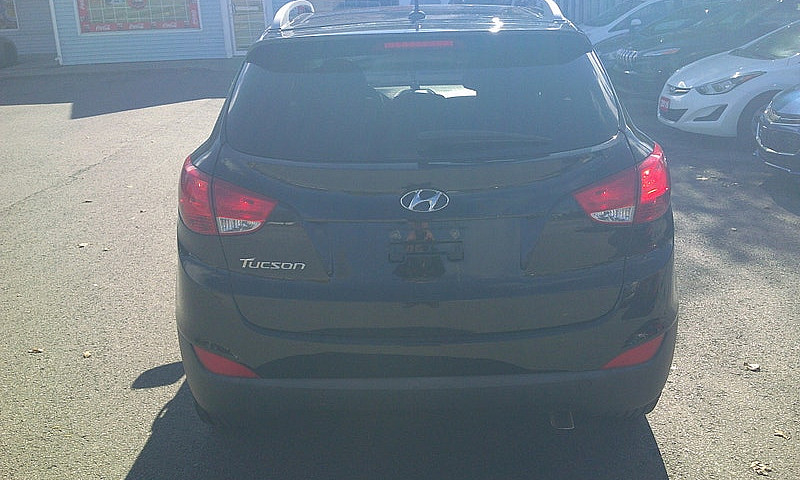 2015 Hyundai Tucson ...
