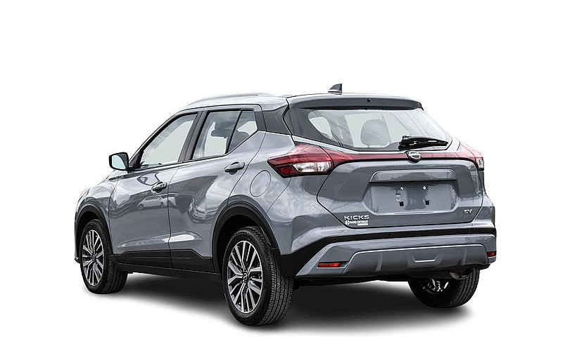 2024 Nissan Kicks Sv...