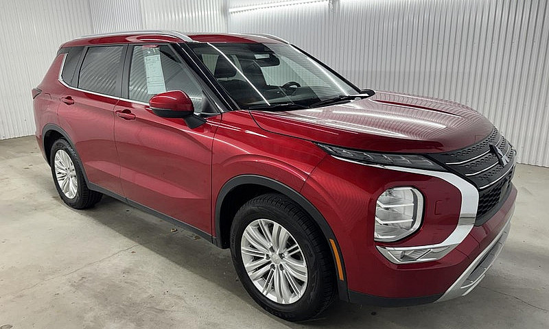 Mitsubishi Outlander...