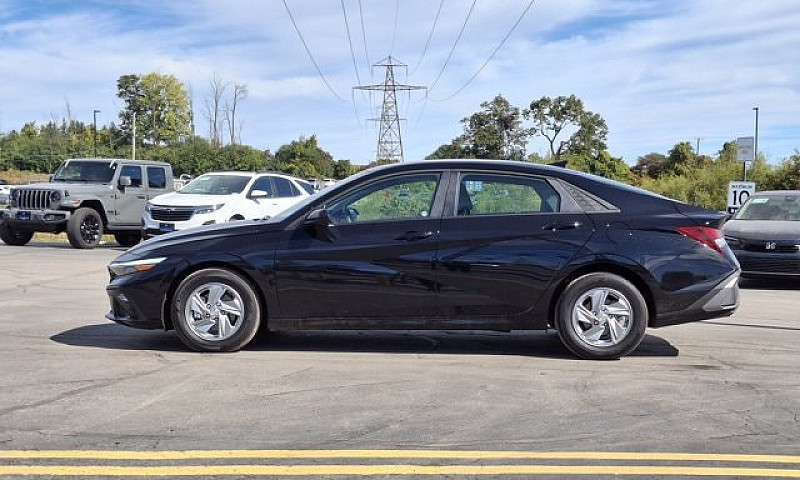 2026 Hyundai Elantra...