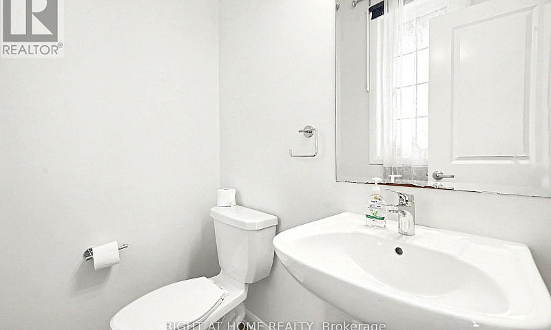 122 Lynn Coulter Str...