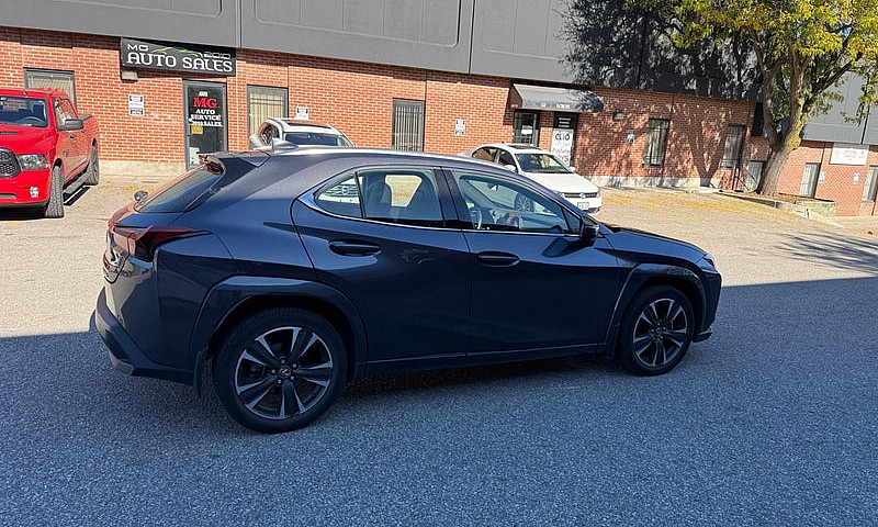 2025 Lexus Ux Ux 300...