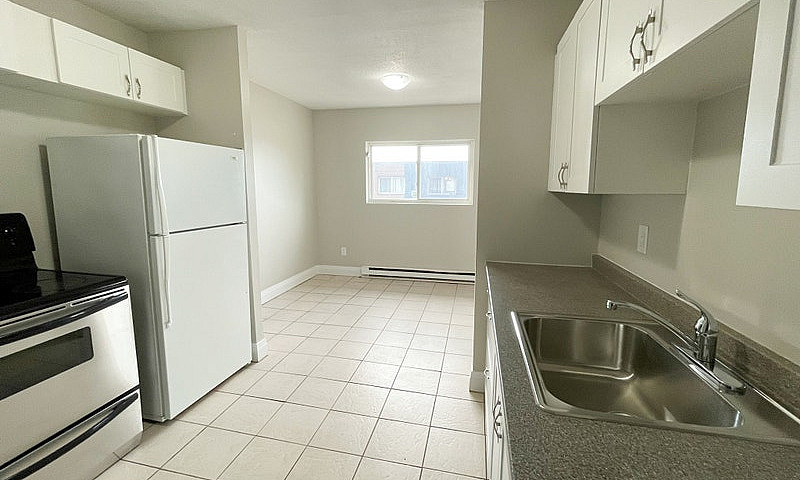 2 Bedroom In Sault S...