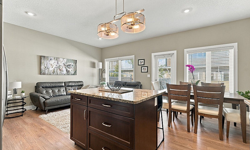 Great Townhouse In S...
