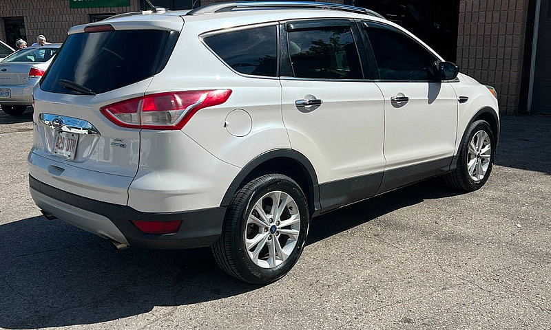 2014 Escape Awd...