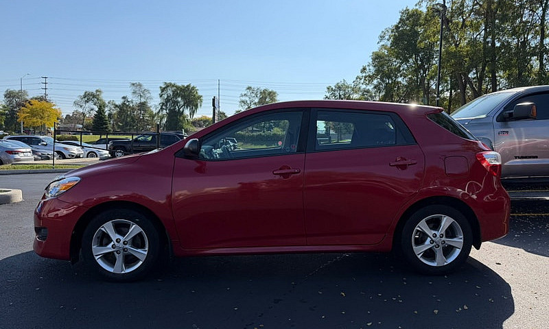 2014 Toyota Matrix 4...