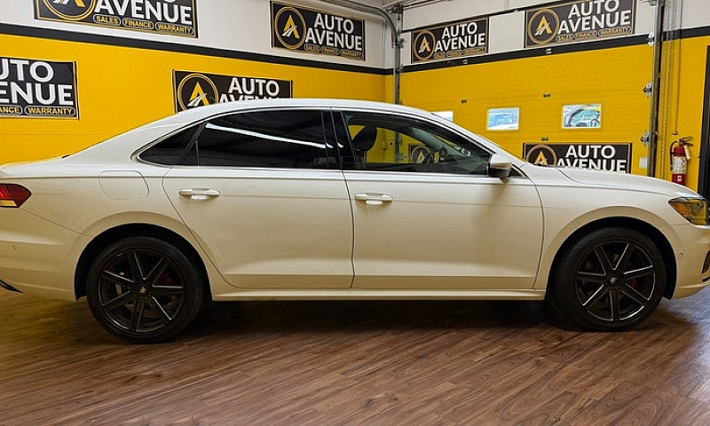 2020 Volkswagen Pass...
