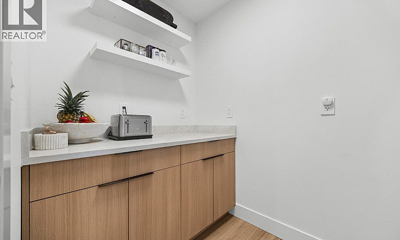 1506 39A Avenue Unit...