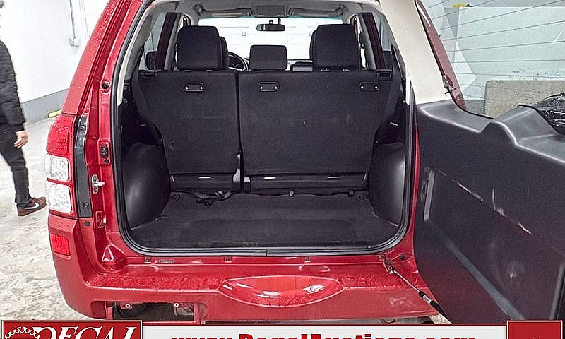 2011 Suzuki Grand Vi...