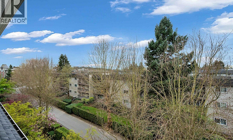 403 2368 Marpole Ave...