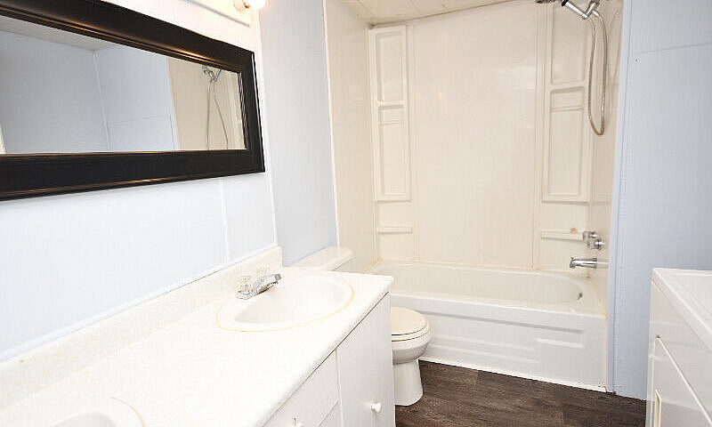 New Listing!! 4039 A...