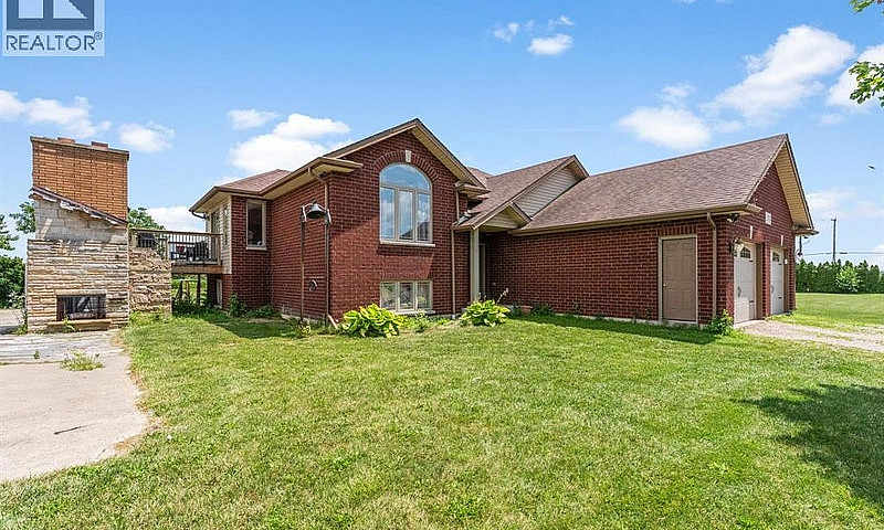 1578 Gore Harrow, On...