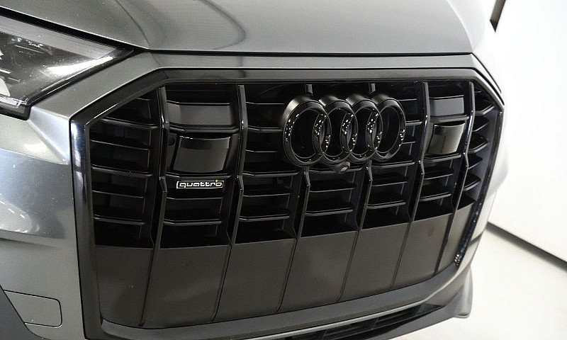 2023 Audi Q7 Technik...