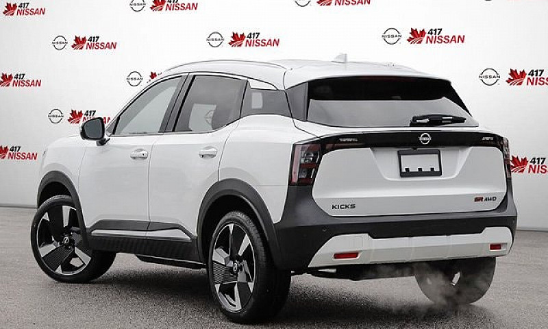 2026 Nissan Kicks Sr...