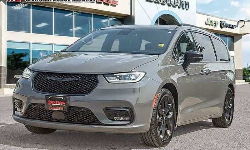 2025 Chrysler Pacifi...