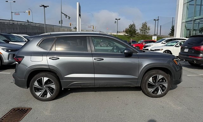 2025 Volkswagen Taos...