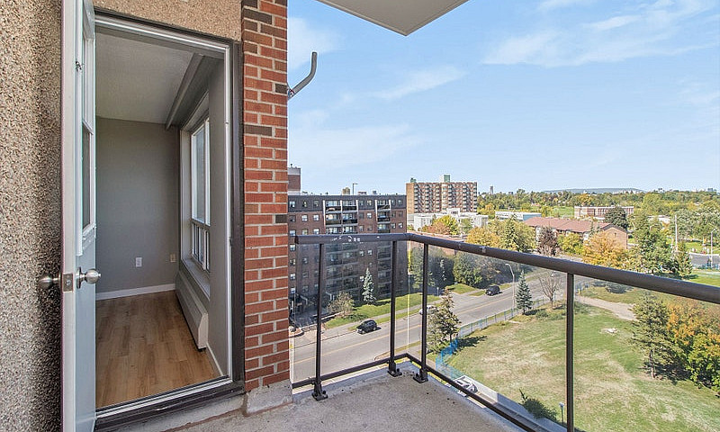 The Cardinal - 1 Bed...