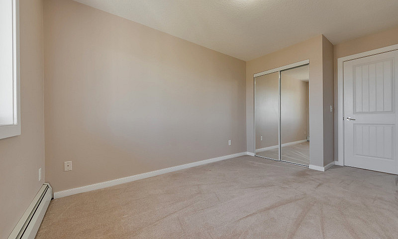 Top Floor Condo In S...