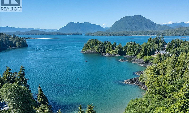 261 Cedar St Tofino,...