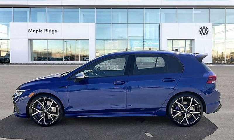 2024 Volkswagen Golf...