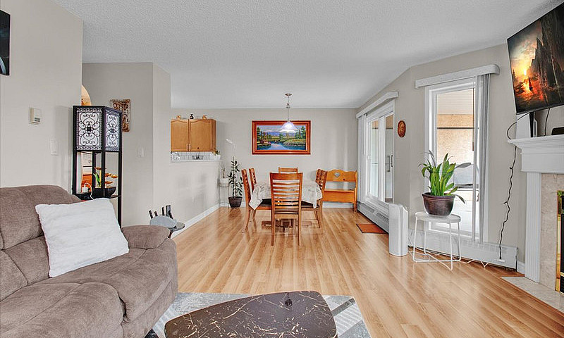 18+ Condo On Beaumar...