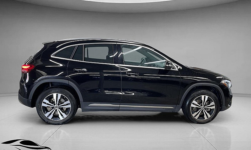 Mercedes-Benz Gla 25...