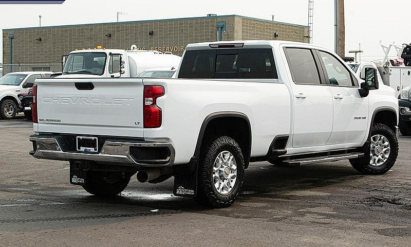2023 Chevrolet Silve...