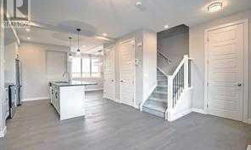 67 Lambeau Lane Se A...