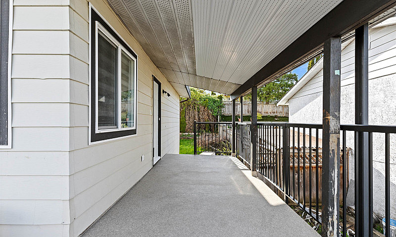 2071 Emerson Street ...