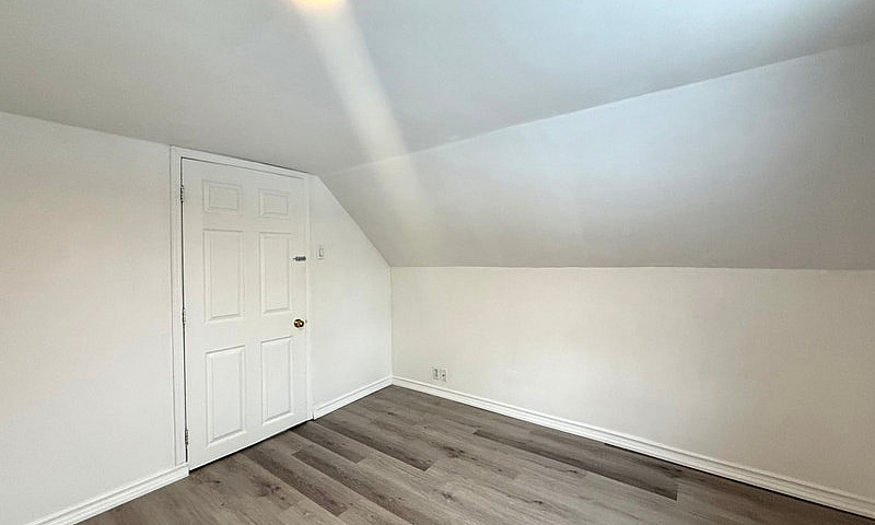 3- 169 East Ave S Ha...
