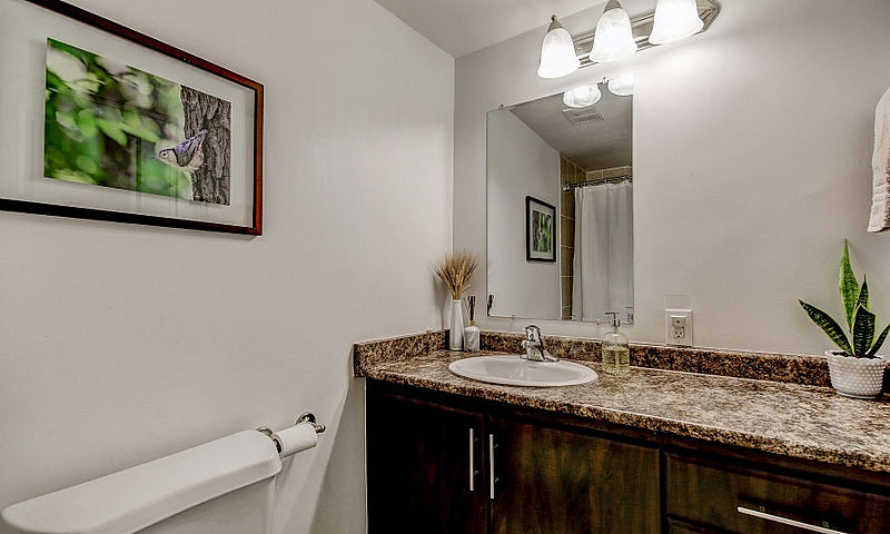 2 Bedroom - Fully Re...