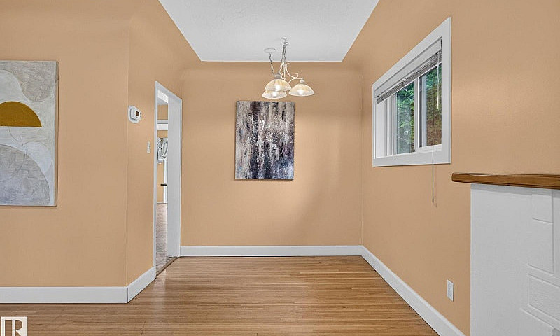 6261 112A St Nw Edmo...