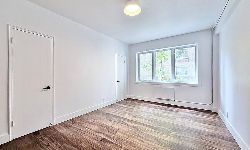 3 Bedrooms - 5 Et De...