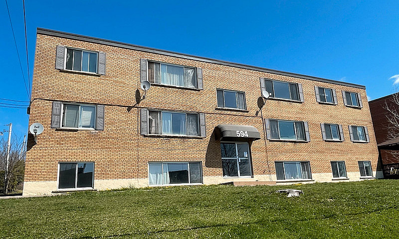 2 Bedroom Apartment ...