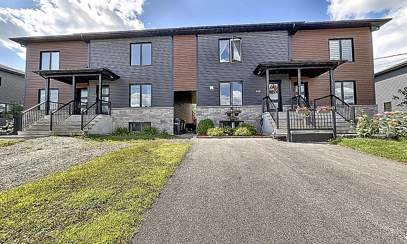 335 000$ - Maison En...