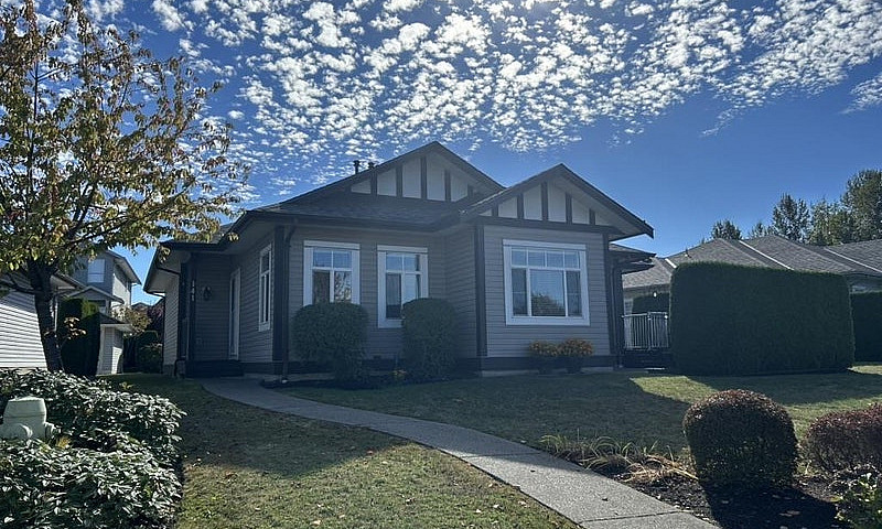 141 33751 7 Avenue M...