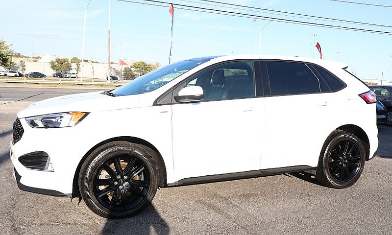 2024 Ford Edge...