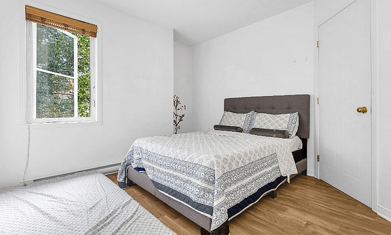Condo À Vendre À St-...