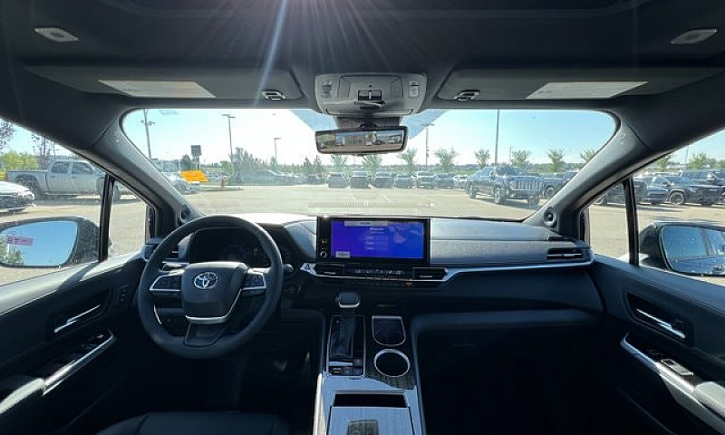 2026 Toyota Sienna L...